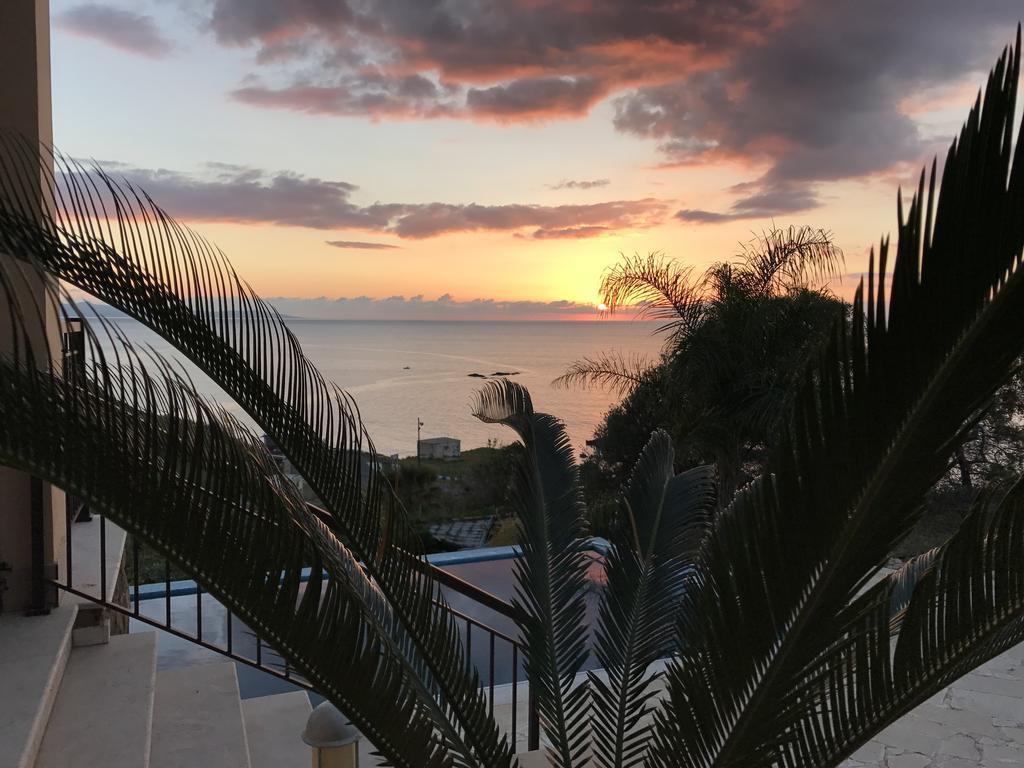 Sunset View Mermaid Villa Pomos Exteriér fotografie